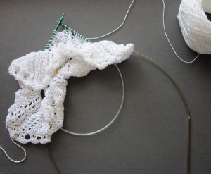 h147-knitting-on-shorter-circ